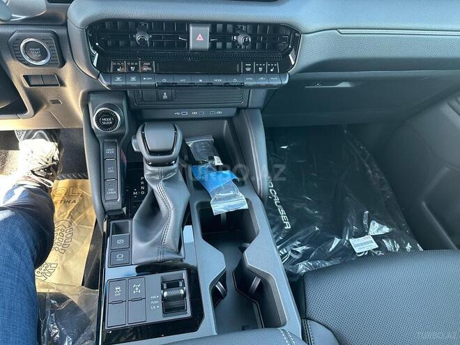 Toyota Land Cruiser Prado-9