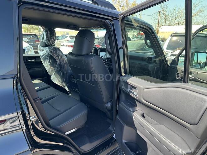 Toyota Land Cruiser Prado-15
