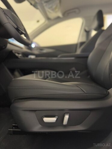 Wuling Starlight-6