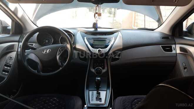 Hyundai Elantra 2012, 218,871 km - 1.8 l - Bakı