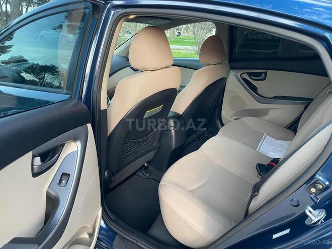 Hyundai Elantra 2015, 123,000 km - 1.8 л - Bakı