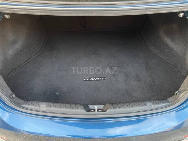 Hyundai Elantra 2015, 123,000 km - 1.8 л - Bakı
