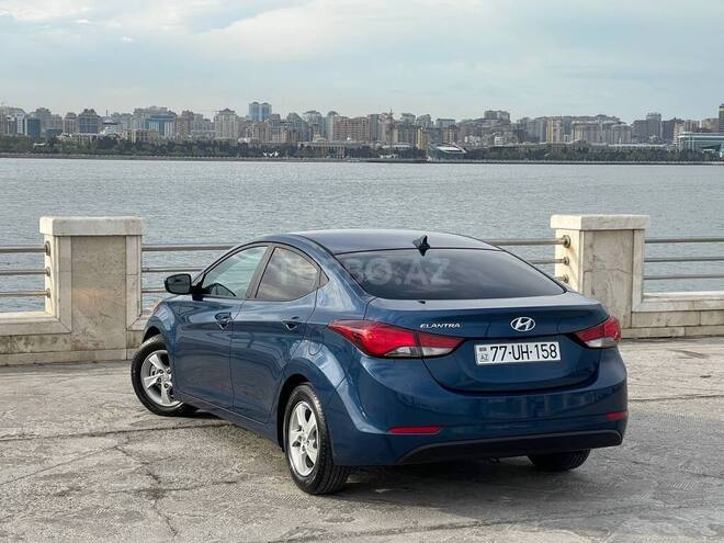Hyundai Elantra 2015, 123,000 km - 1.8 л - Bakı