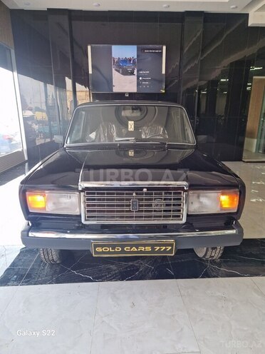LADA (VAZ) 2107-1