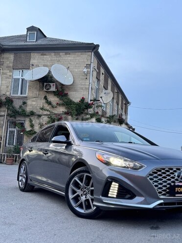 Hyundai Sonata-6