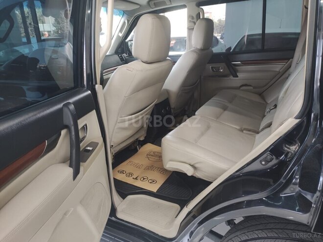 Mitsubishi Pajero 2007, 237,000 km - 3.0 л - Sumqayıt