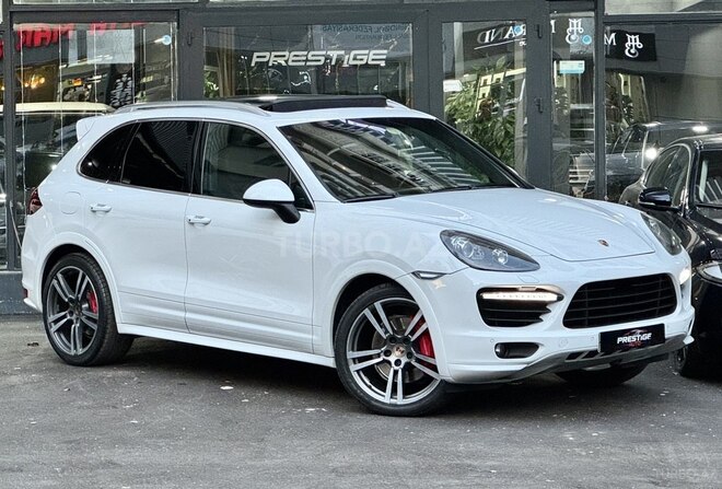 Porsche Cayenne GTS 2013, 97,000 km - 4.8 l - Bakı