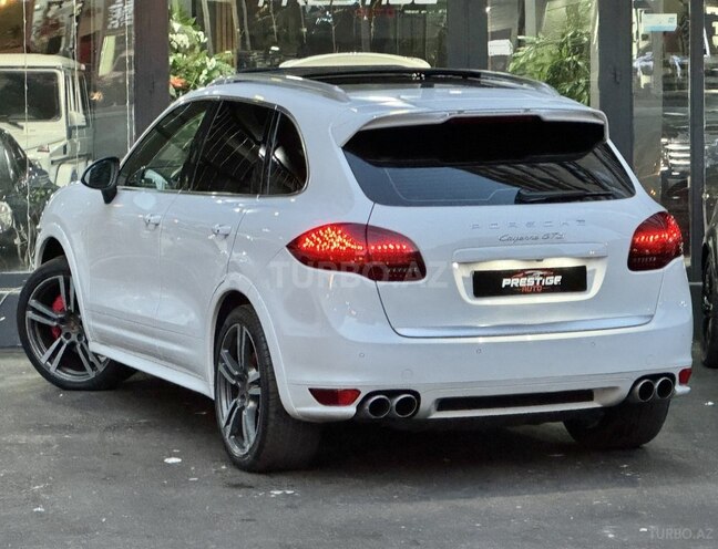 Porsche Cayenne GTS 2013, 97,000 km - 4.8 l - Bakı