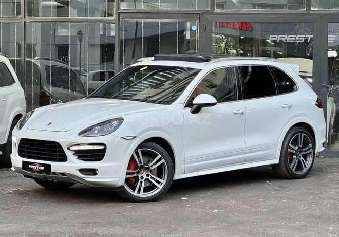Porsche Cayenne GTS 2013, 97,000 km - 4.8 l - Bakı