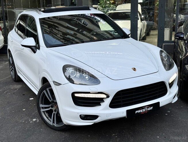 Porsche Cayenne GTS 2013, 97,000 km - 4.8 l - Bakı
