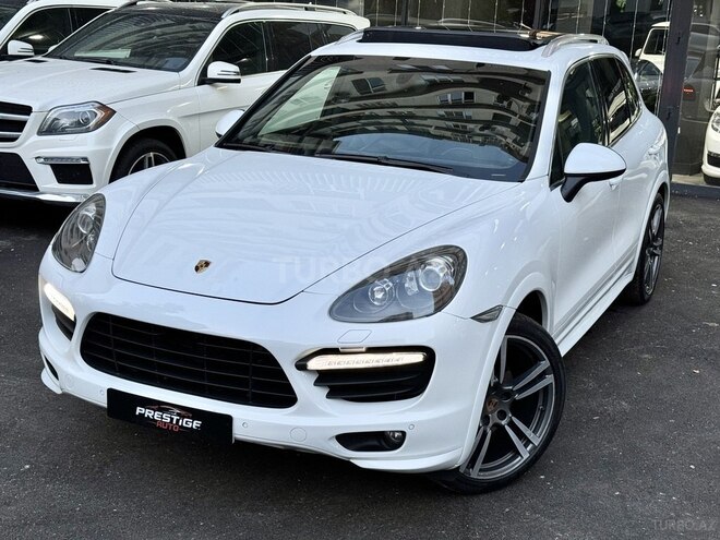 Porsche Cayenne GTS 2013, 97,000 km - 4.8 l - Bakı