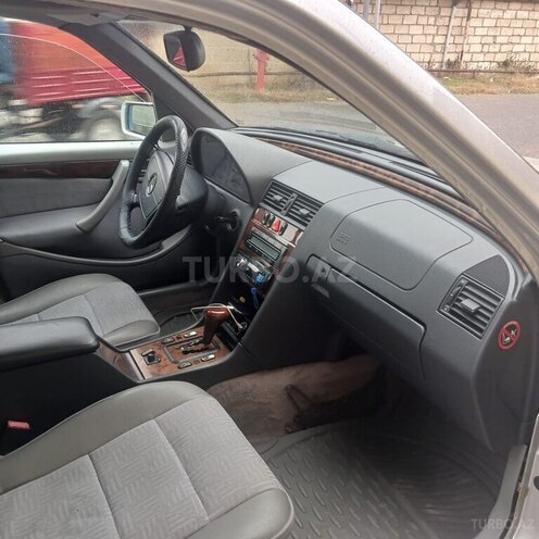Mercedes C 200 1999, 354,136 km - 2.0 l - Ağcabədi