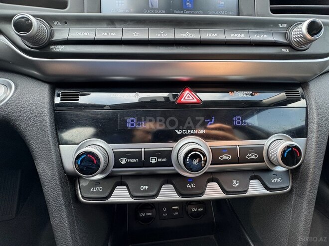 Hyundai Elantra 2019, 99,883 km - 2.0 l - Bakı