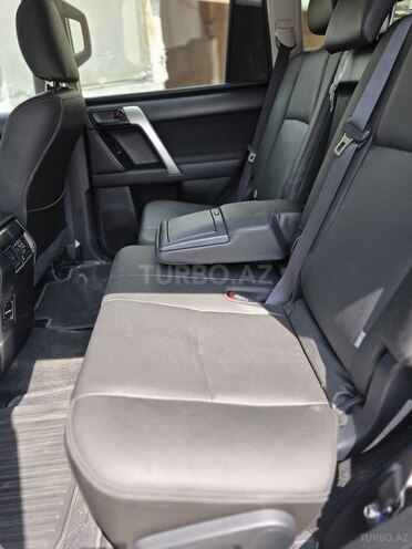 Toyota Land Cruiser Prado 2017, 136,000 km - 3.0 л - Bakı