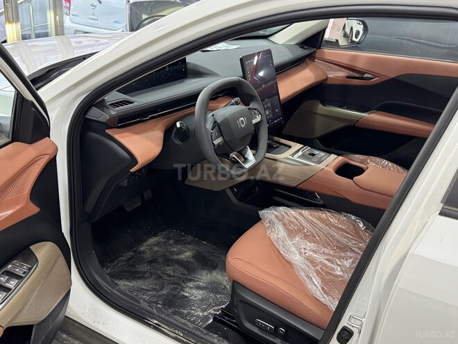Changan Qiyuan A05-11