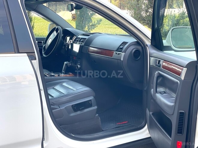 Volkswagen Touareg 2005, 369,650 km - 3.2 l - Sumqayıt
