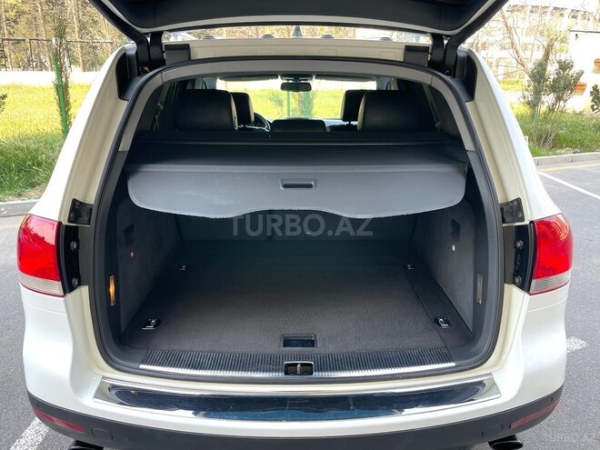 Volkswagen Touareg 2005, 369,650 km - 3.2 l - Sumqayıt