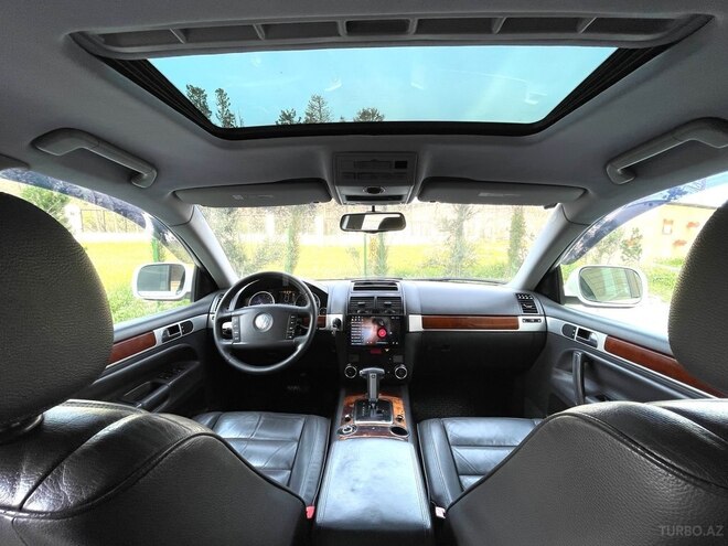 Volkswagen Touareg 2005, 369,650 km - 3.2 l - Sumqayıt