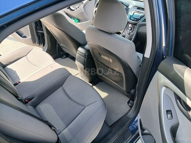 Hyundai Elantra 2015, 127,000 km - 1.8 l - Bakı