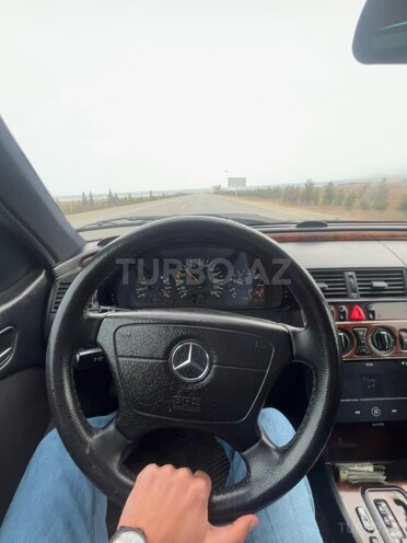 Mercedes C 180 1999, 349,000 km - 1.8 л - Bakı