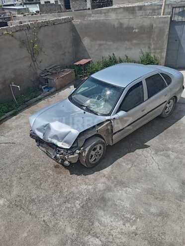 Opel Vectra 1997, 300,000 km - 1.8 l - Bakı