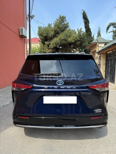 Toyota Sienna 2021, 46,800 km - 2.5 l - Bakı