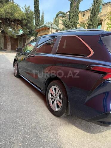 Toyota Sienna 2021, 46,800 km - 2.5 l - Bakı