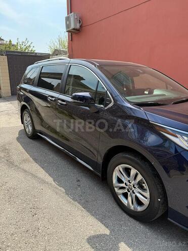 Toyota Sienna 2021, 46,800 km - 2.5 l - Bakı