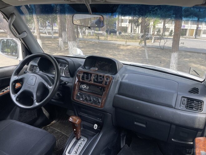 Mitsubishi Pajero io 1998, 387,101 km - 1.8 л - Bakı