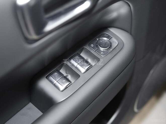Li Auto  2025, 0 km - 1.5 л - Bakı
