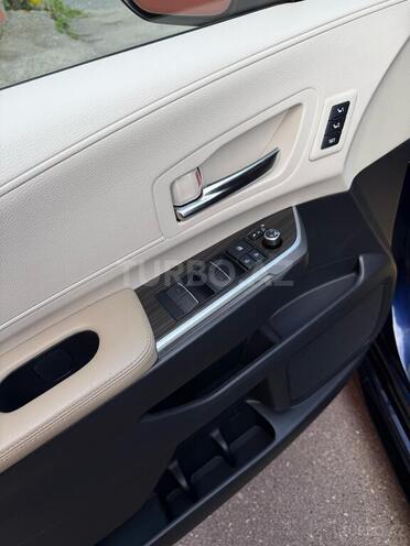 Toyota Sienna 2021, 46,800 km - 2.5 l - Bakı