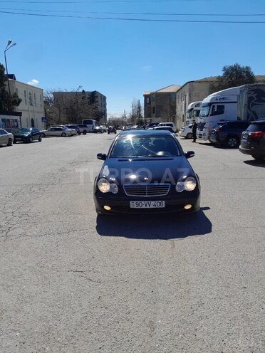 Mercedes C 200 2003, 300,000 km - 2.0 l - Bakı