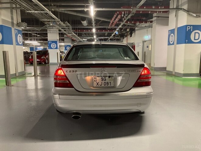 Mercedes C 180 2004, 300,000 km - 1.8 l - Bakı