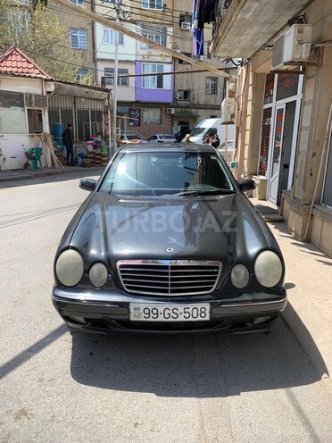 Mercedes E 220 d 2002, 328,000 km - 2.2 l - Bakı