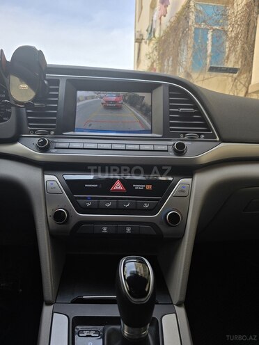 Hyundai Elantra 2018, 87,000 km - 2.0 l - Bakı