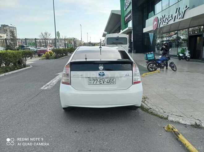 Toyota Prius 2011, 250,000 km - 1.8 l - Bakı