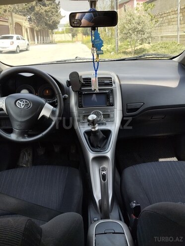 Toyota Auris 2009, 218,000 km - 1.4 л - Bakı
