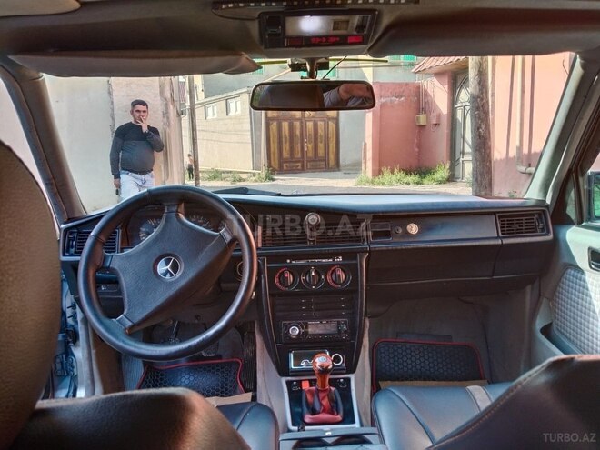 Mercedes 190 1992, 280,000 km - 2.0 l - Bakı