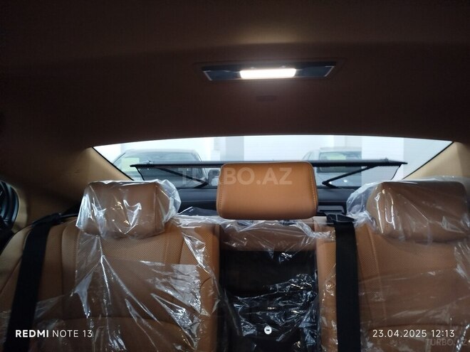 Lexus ES 300h-18