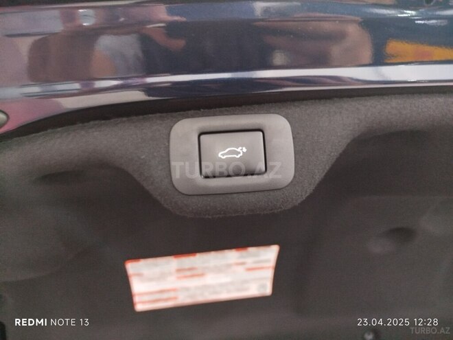 Lexus ES 300h-21