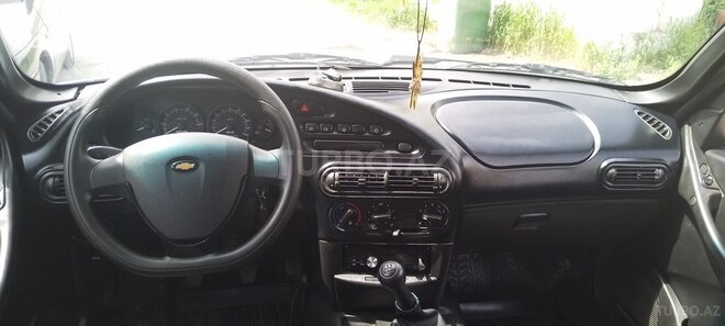 Chevrolet Niva 2008, 174,000 km - 1.7 l - Qobustan
