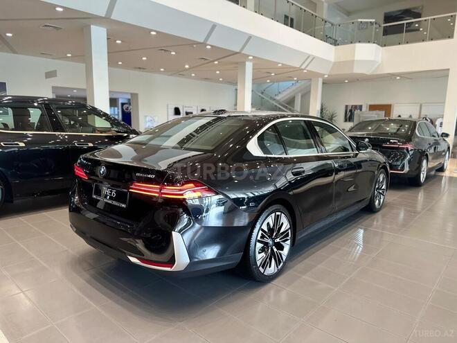 BMW i5-9