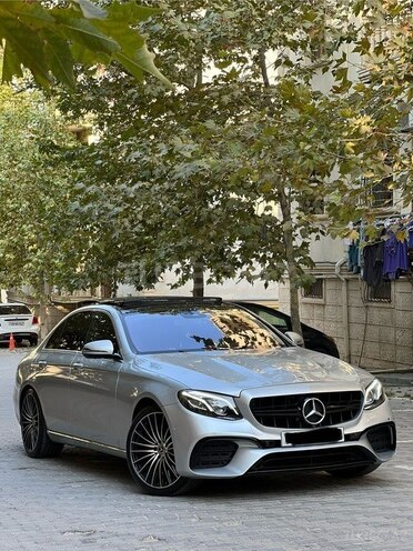 Mercedes E 200 d 2017, 201,000 km - 2.0 l - Bakı