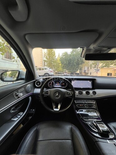 Mercedes E 200 d 2017, 201,000 km - 2.0 l - Bakı