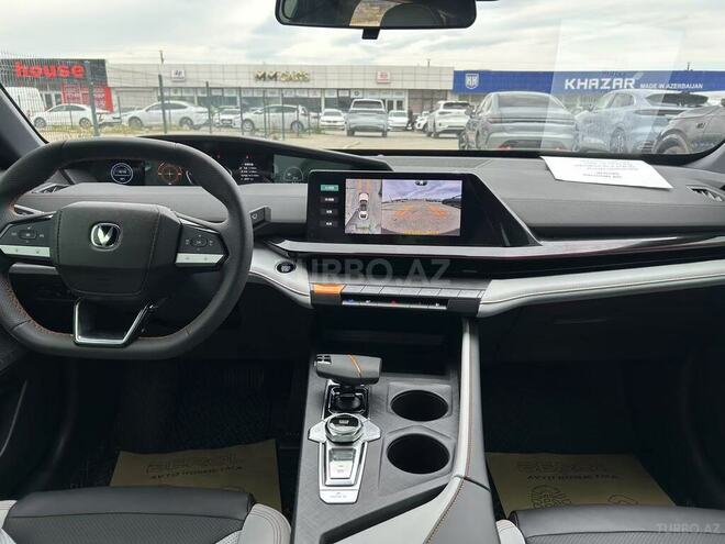 Changan  2023, 2,117 km - 1.5 л - Bakı