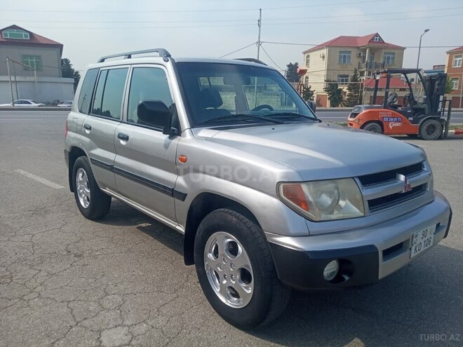 Mitsubishi Pajero io 2001, 169,000 km - 2.0 л - Bakı