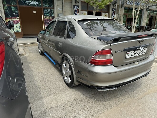 Opel Vectra 1996, 220,000 km - 1.6 l - Bakı