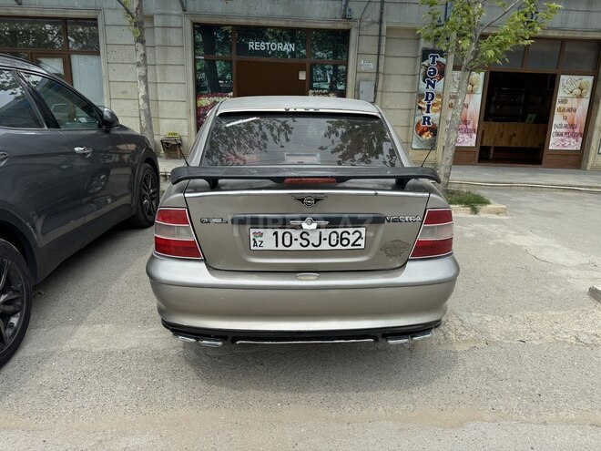 Opel Vectra 1996, 220,000 km - 1.6 l - Bakı