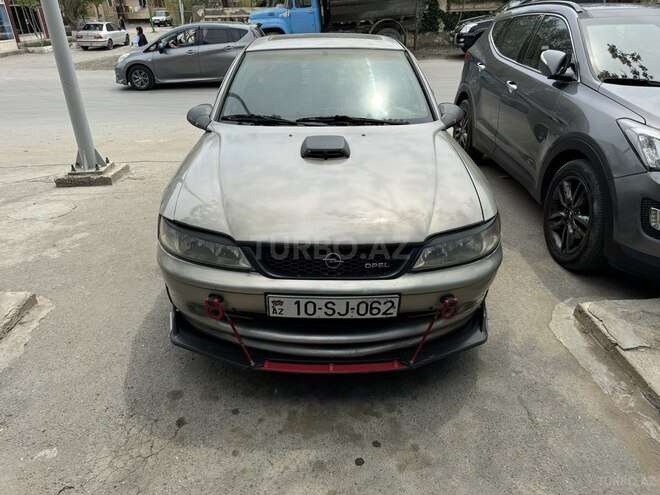 Opel Vectra 1996, 220,000 km - 1.6 l - Bakı
