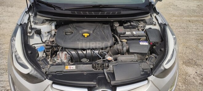 Hyundai Elantra 2015, 209,215 km - 1.8 l - Bakı